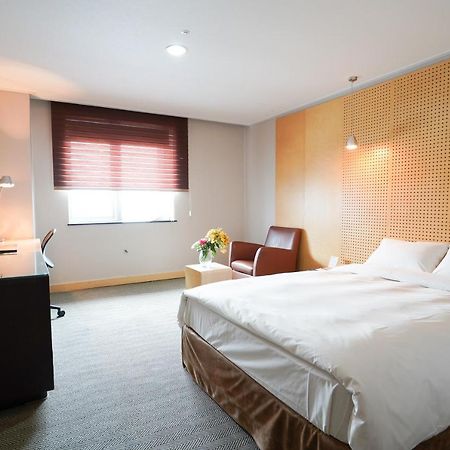 Changwon Hotel Εξωτερικό φωτογραφία