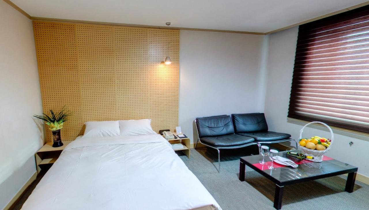 Changwon Hotel Δωμάτιο φωτογραφία