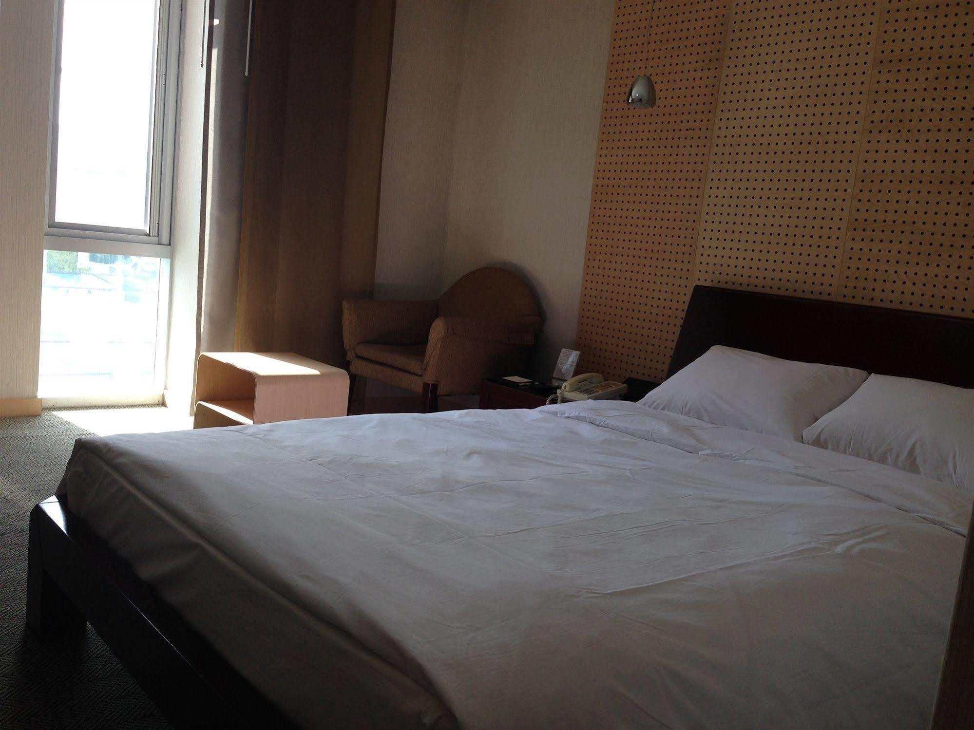 Changwon Hotel Εξωτερικό φωτογραφία