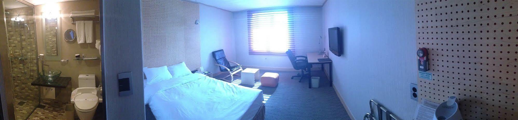 Changwon Hotel Εξωτερικό φωτογραφία