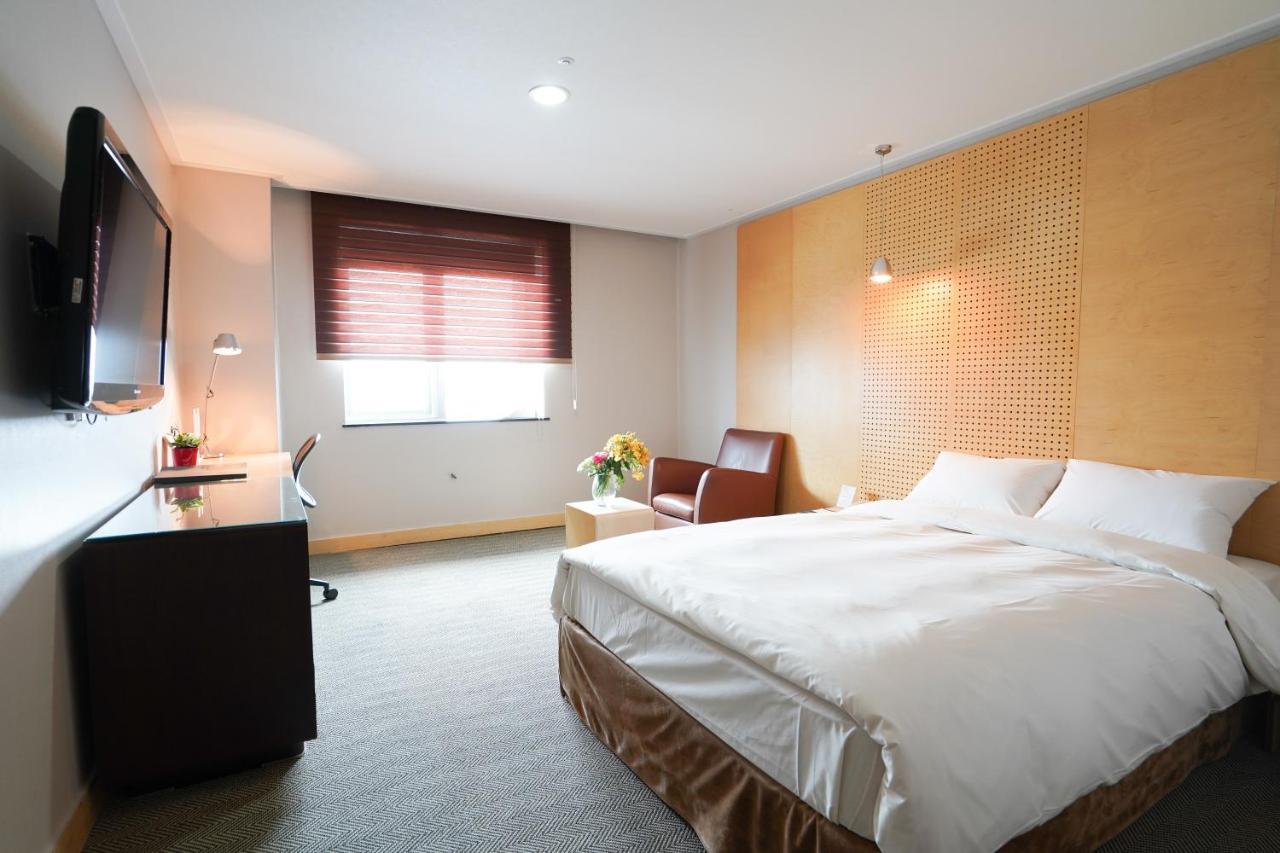 Changwon Hotel Εξωτερικό φωτογραφία